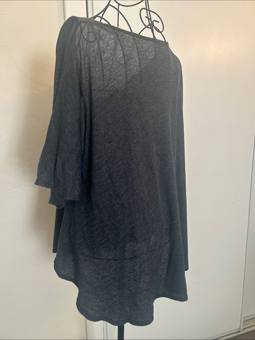 Wildfox Swing Heather Gray Scoop Neck Oversized Graphic Tee Size XS - Picture 7 of 8